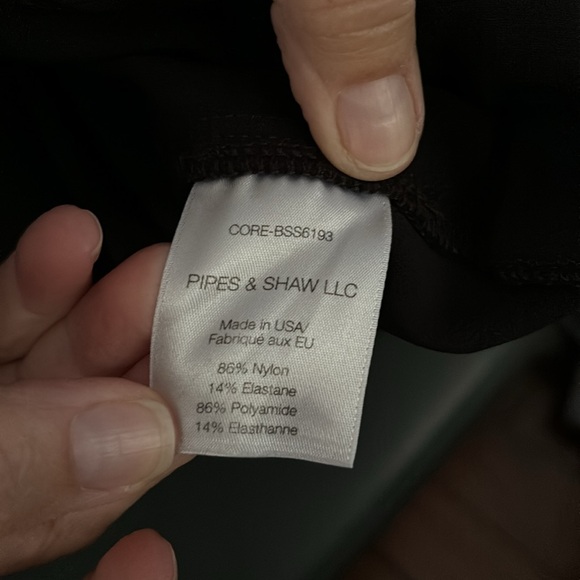 Veronica beard. Thick legging style. Barely worn. Black. - Picture 6 of 6